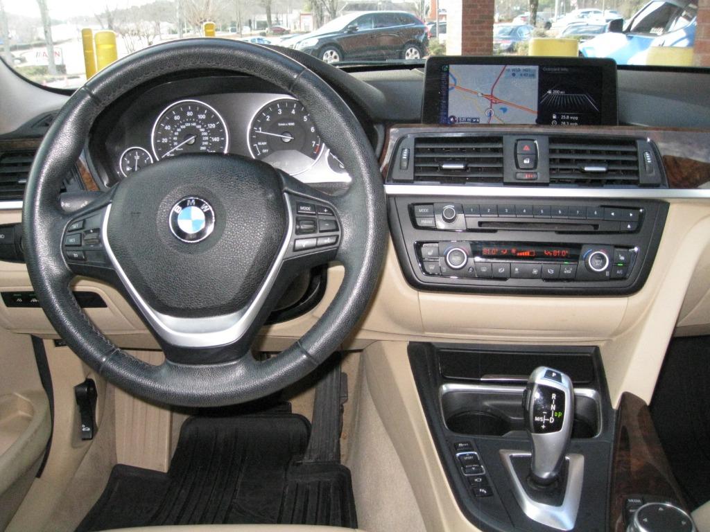 2015 BMW 3 Series 328i photo 5