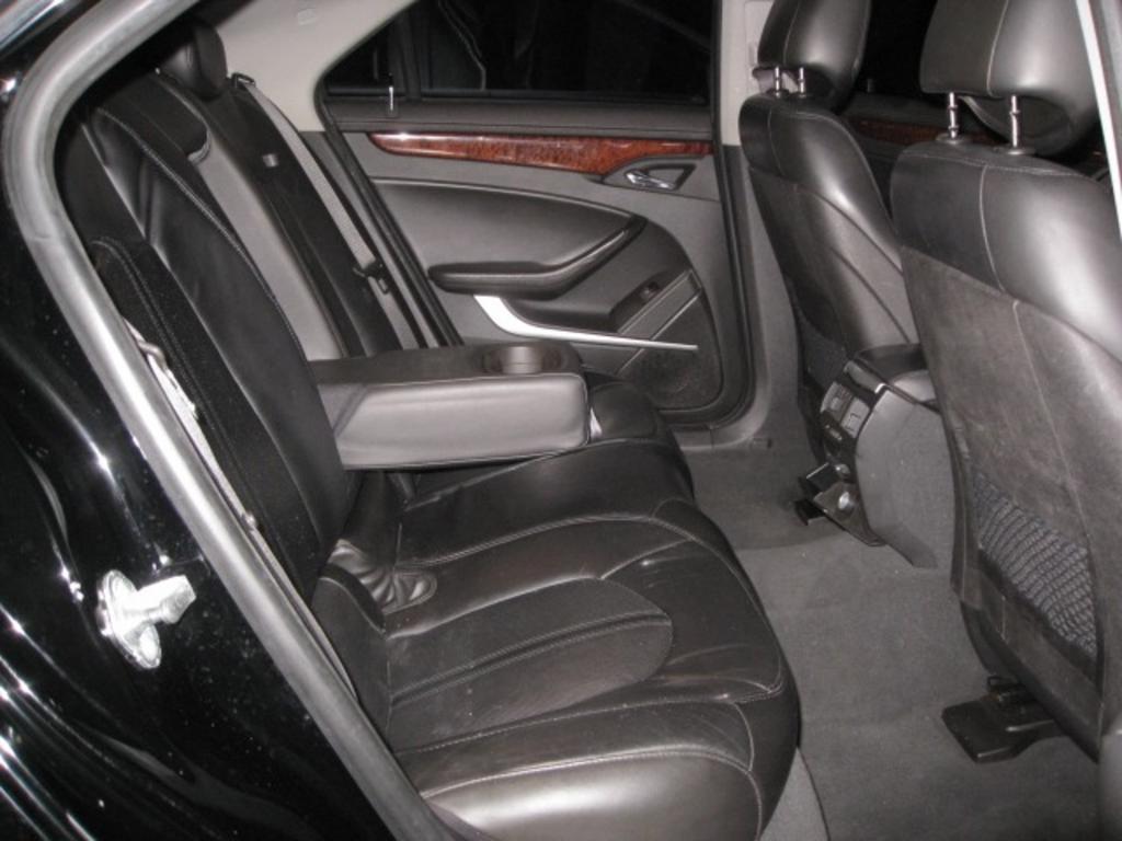 2010 Cadillac CTS Premium Collection photo 10