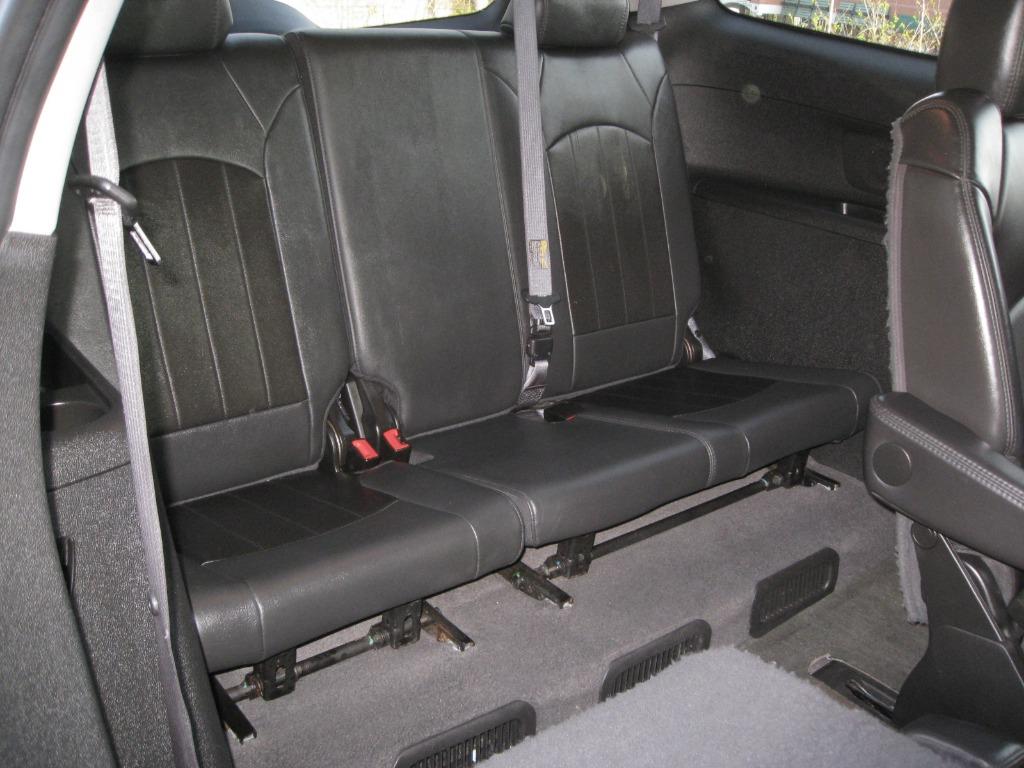 2012 Buick Enclave Leather photo 10