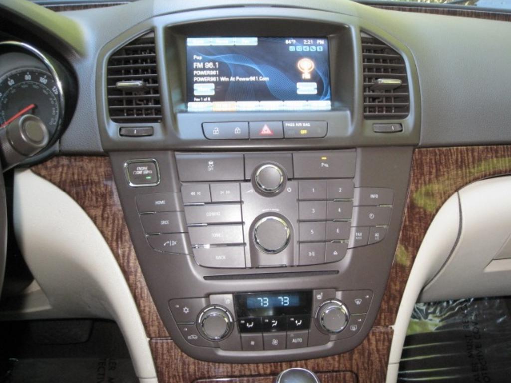 2012 Buick Regal Premium 1 photo 15