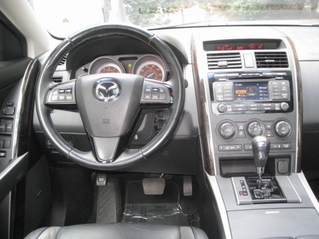 2010 Mazda CX-9 Grand Touring photo 5