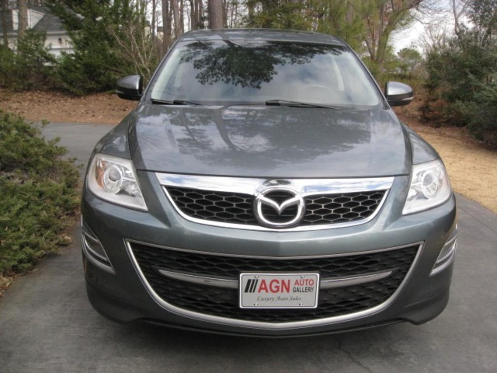 2010 Mazda CX-9 Grand Touring photo 2