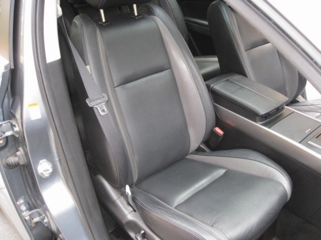 2010 Mazda CX-9 Grand Touring photo 13